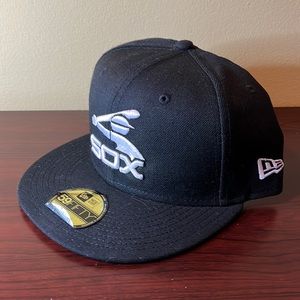 Chicago White Sox black classic ball cap. Cooperstown collection. Size 7 1/4.